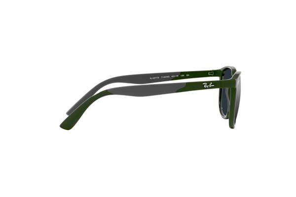 RayBan Junior modello 9077S di colore 71356G