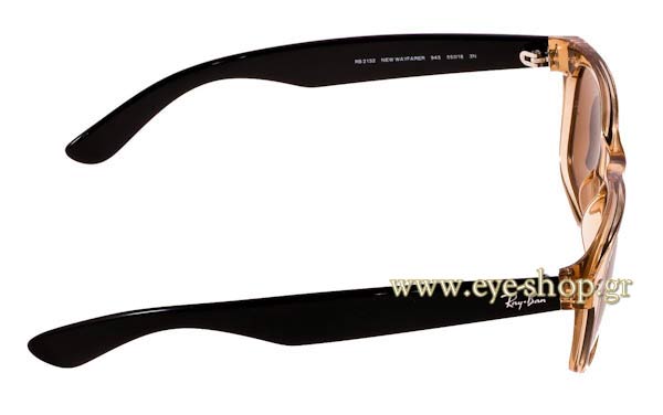 Rayban modello 2132 New Wayfarer di colore 945L