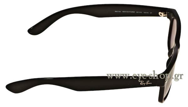 Rayban modello 2132 New Wayfarer di colore 601/K3 Polarized