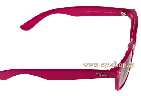 Rayban modello 2132 New Wayfarer di colore 758/32 Καταργήθηκε
