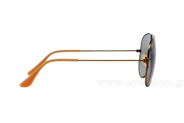 RayBan modello 3025 Aviator di colore 16768 Blue Mirror