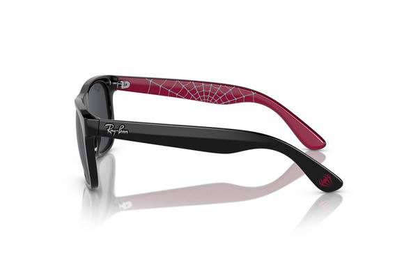 Rayban Junior modello 9069S JUNIOR JUSTIN di colore 716787 Spiderman