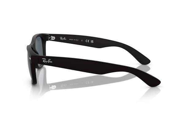 Rayban modello 2132 NEW WAYFARER di colore 622/R5