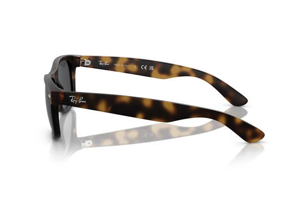 Rayban modello 2132 NEW WAYFARER di colore 865/B1