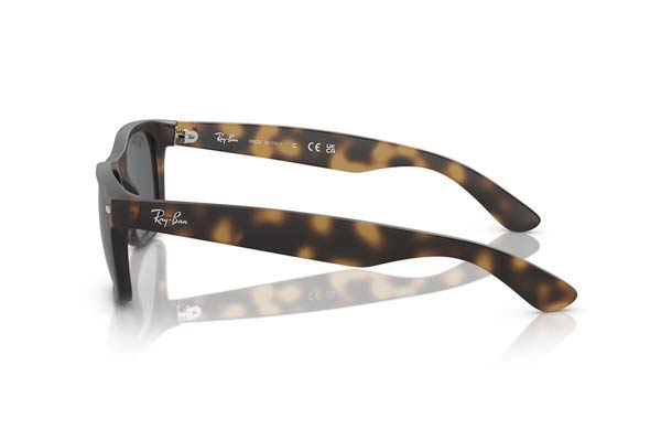 Rayban modello 2132 NEW WAYFARER di colore 865/B1