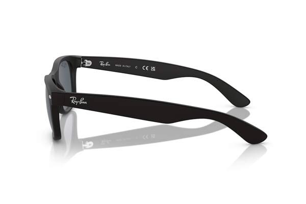 Rayban modello 2132 NEW WAYFARER di colore 622/R5