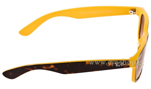 Rayban modello 2132 New Wayfarer di colore 601485