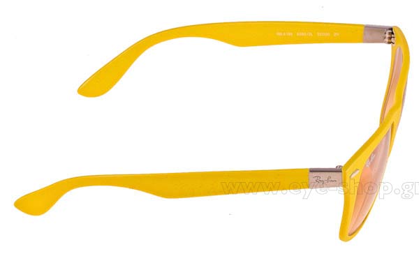 Rayban modello 4195 Wayfarer Liteforce di colore 60852L