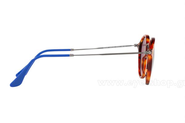 Rayban modello 2447 di colore 1245W0 ROUND