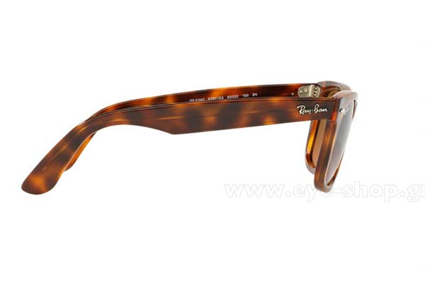 Rayban modello 4340 Wayfarer Ease di colore 639743