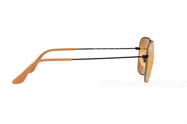 Rayban modello 3136 Caravan di colore 9153AG