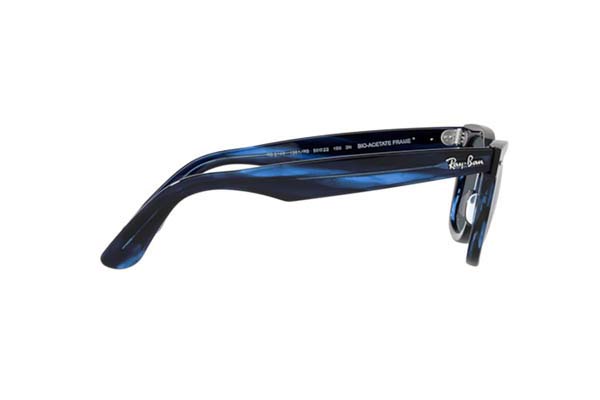 Rayban modello 2140 WAYFARER di colore 1361R5