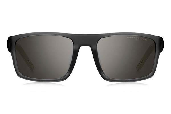 TOMMY HILFIGER modello TH 1977S di colore FRE TI