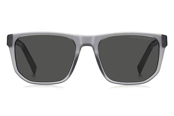 TOMMY HILFIGER modello TH 2200S di colore KB7 IR