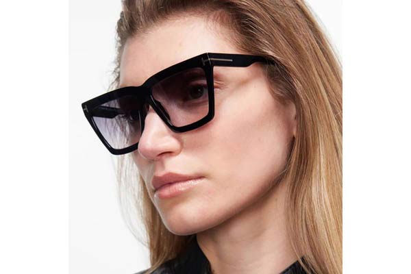 Tom Ford modello FT1110 Eden di colore 05C