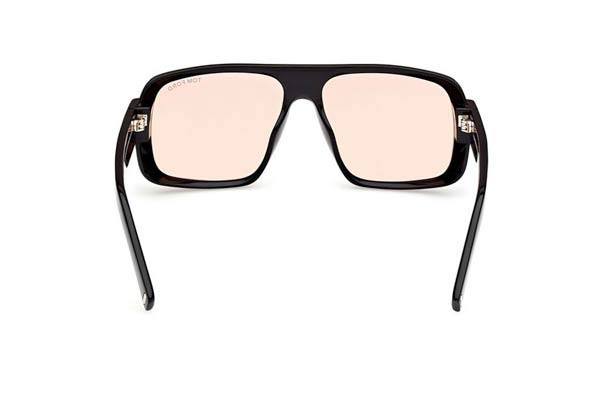 Tom Ford modello Turner FT1101 di colore 01E