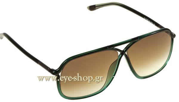  Fergie wearing sunglasses Tom Ford KIRK TF 205