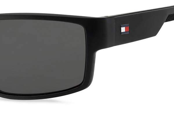 Tommy Hilfiger TH 1806S