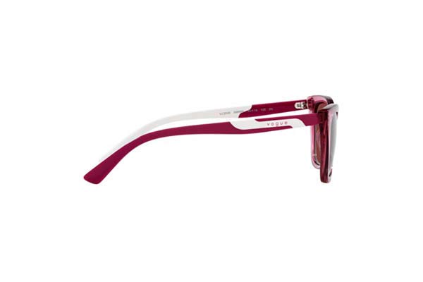 Vogue Junior modello 2020 di colore 306569
