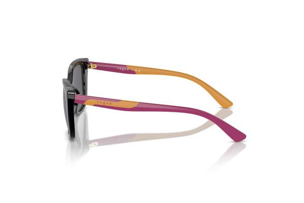 Vogue Junior modello 2022 di colore W44-87