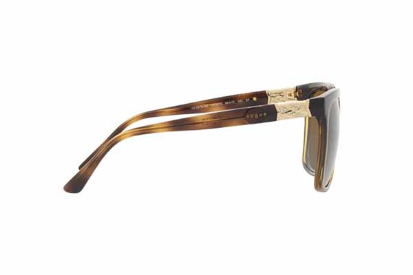 Vogue modello 5476SB di colore W656T5