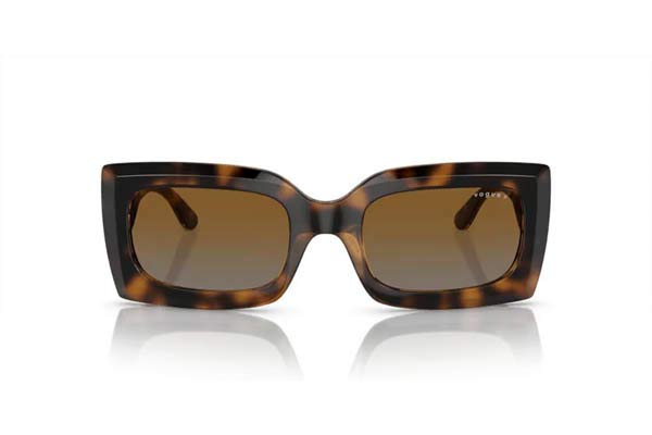 Vogue modello 5526S di colore W656T5