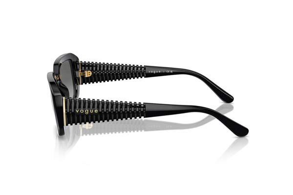 Vogue modello 5565S di colore W44/11