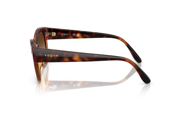 Vogue modello 5638SU di colore W65613