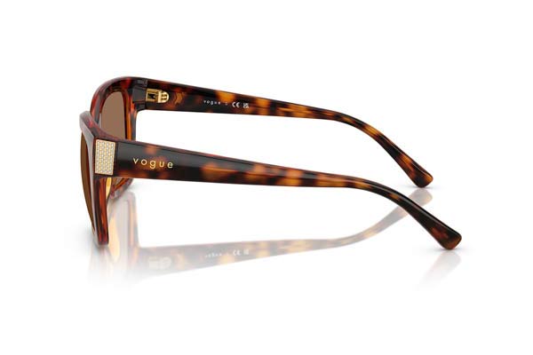 Vogue modello 5613SB di colore W65673
