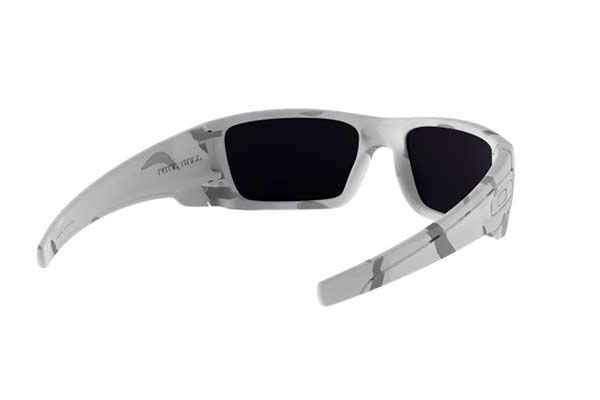 OAKLEY FUEL CELL 9096 Occhiali da Sole 