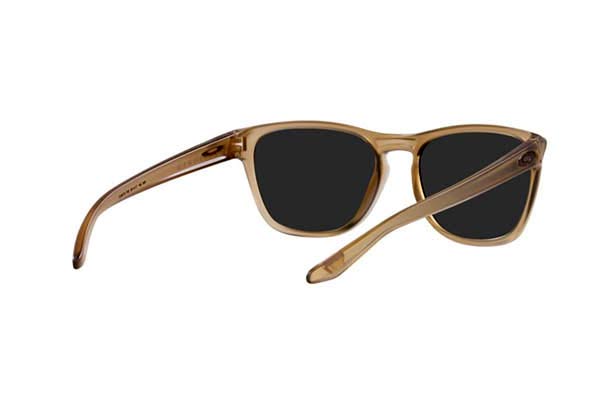OAKLEY 9479 MANORBURN Occhiali da Sole 