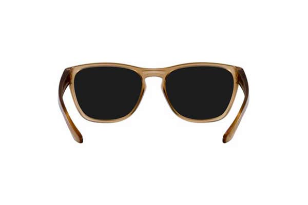 OAKLEY 9479 MANORBURN Occhiali da Sole 