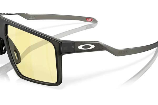 OAKLEY 9285 HELUX Occhiali da Sole 