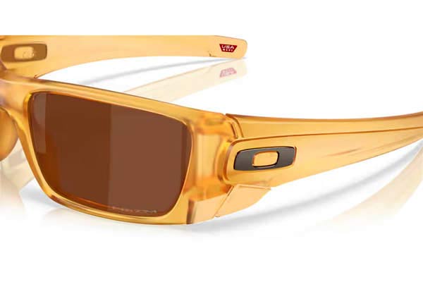 OAKLEY 9096 FUEL CELL Occhiali da Sole 