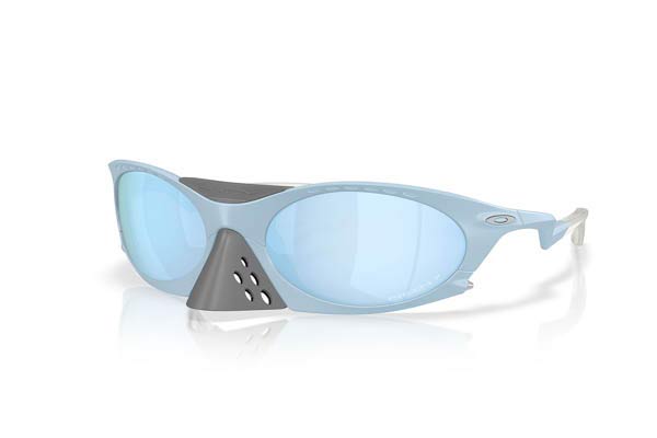 OAKLEY 9437 PLANTARIS Occhiali da Sole 
