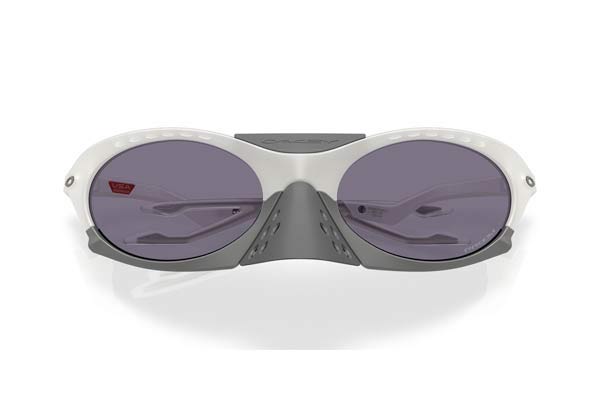 OAKLEY 9437 PLANTARIS Occhiali da Sole 