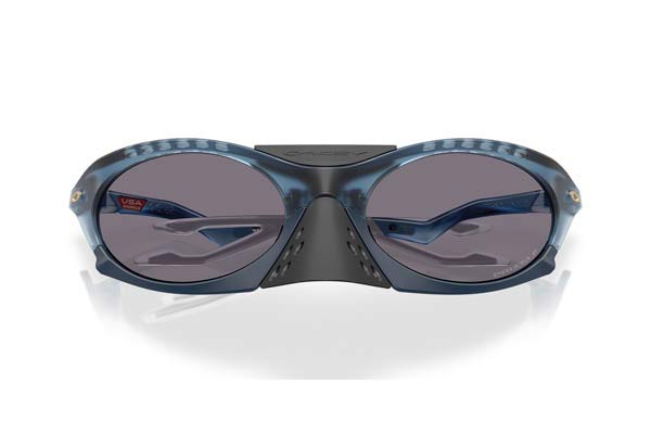 OAKLEY 9437 PLANTARIS Occhiali da Sole 