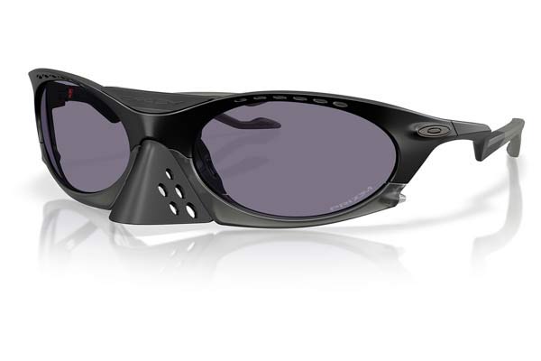 OAKLEY 9437 PLANTARIS Occhiali da Sole 