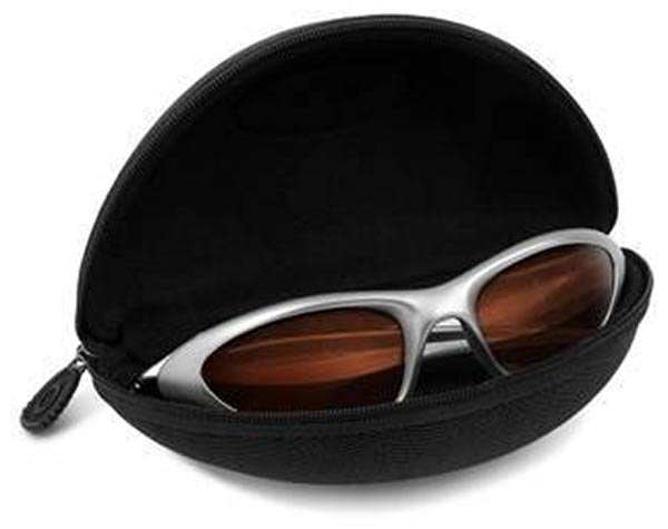 Accessori occhiali - cordoni  Oakley Oakley-Vaults 07-005 MEDIUM SOFT VAULT® Prezzo: 25,00