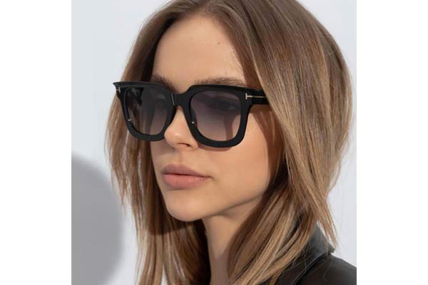 TOM FORD FT1115S LEIGH-02 Occhiali da Sole 